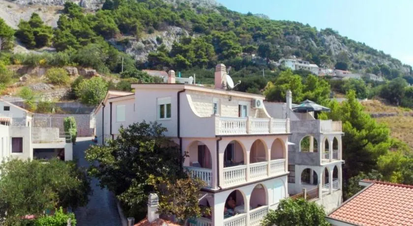 Apartmani Lugonja*** - Image 1