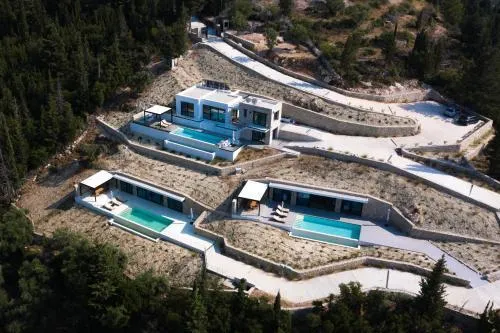 Mandevilla Hillside Luxury Villas - Image 1