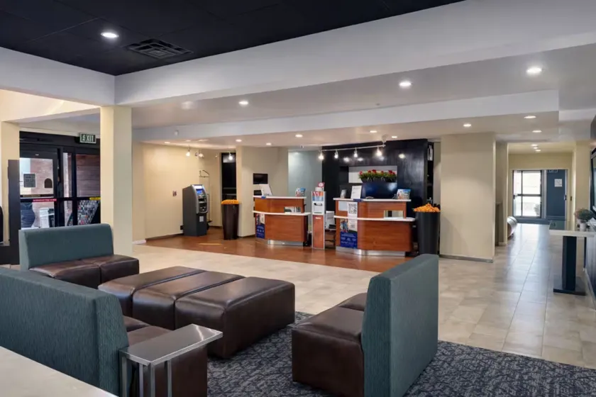 Hawthorn by Wyndham Dallas Love Field Airport - Image 1