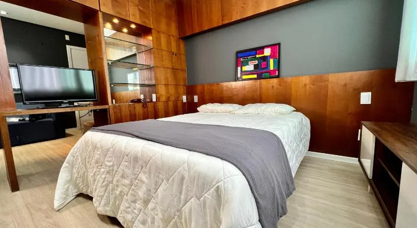 Flat em região nobre - Image 1