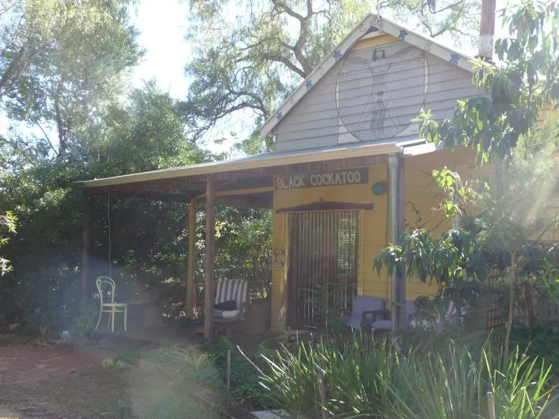 Black Cockatoo Lodge - Image 1