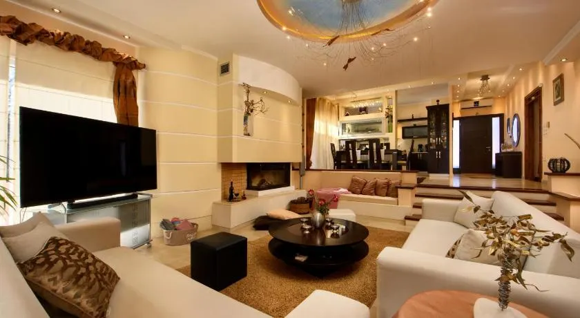 Villa Magic Perla - Image 1