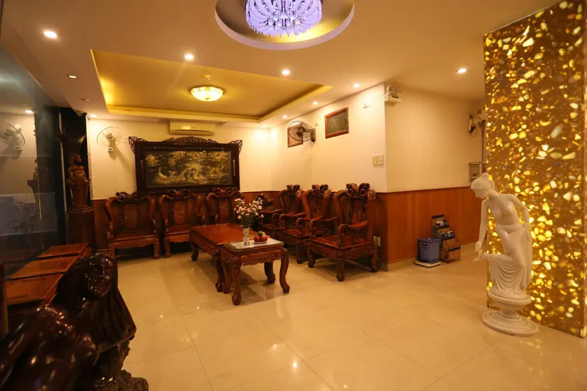 Serena Hotel - Image 1