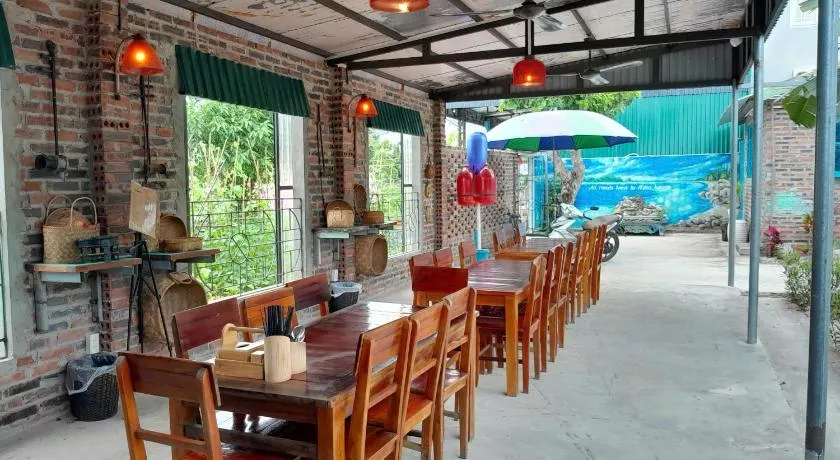 Mina Café & Stay - Image 1