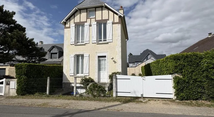 Villa au Calme avec Jardin, Proche Plage et Commerces, Wifi et Équipements Complets - FR-1-361-117 - Image 1
