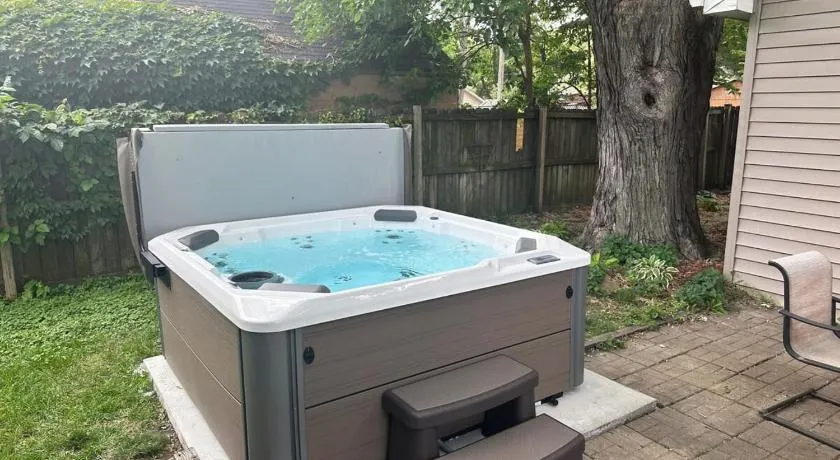 New Listing - Tranquil Retreat with Hot Tub - Image 1