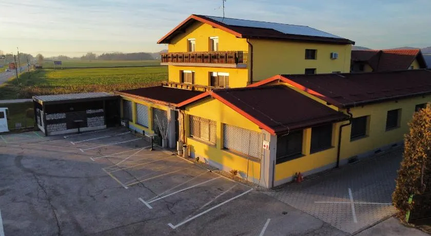 Gostilna Marta - Image 1