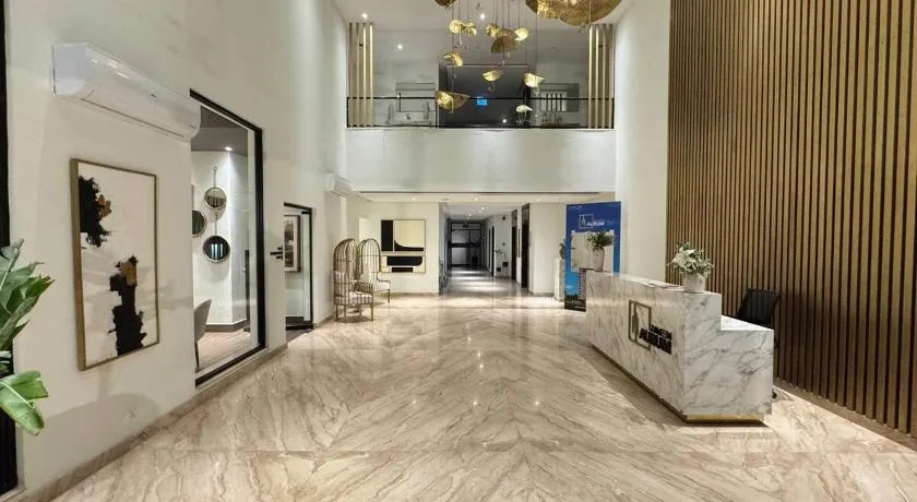 Zameen Aurum Gulberg, Luxury Apartment by MG - Image 1