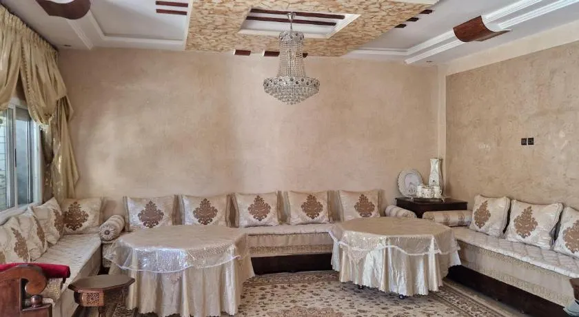 Villa - Image 1