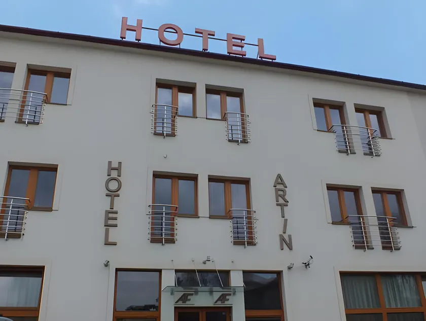 Hotel Artin - Image 1