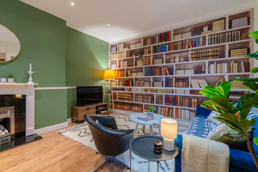 Regency Basement Apartment - Image 1
