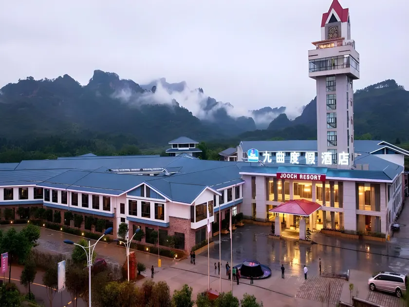 Jooch Resort Hotel - Image 1