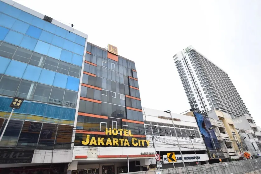 Jakarta City Hotel - Image 1