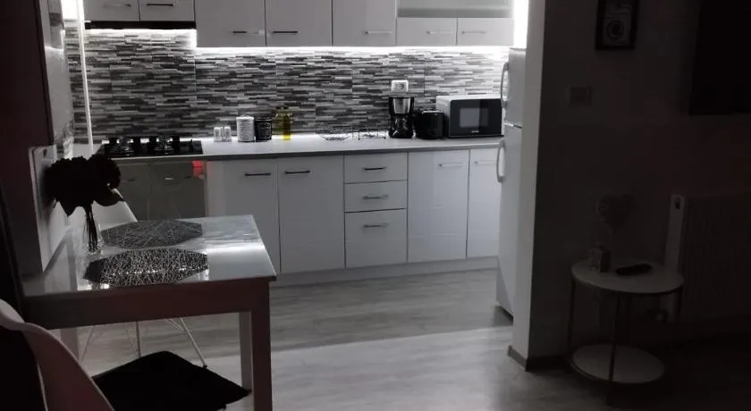 Dream Arena Apartment - Image 1