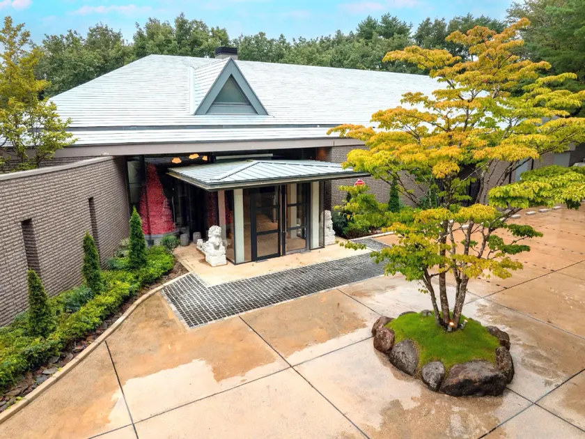 Yamano Resort Hotel Eight - Image 1