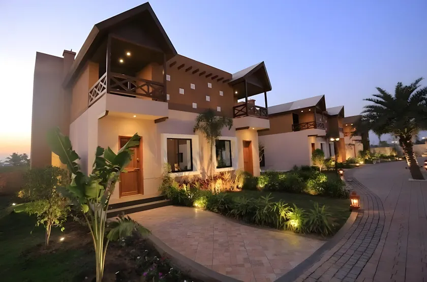 The Aambli Retreat - Weekend Villa No.15, Surat - Image 1