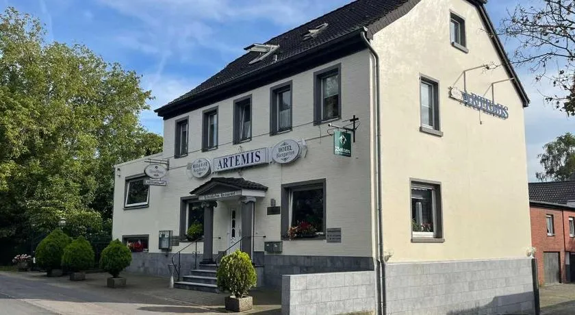 Hotel Restaurant Artemis - Image 1