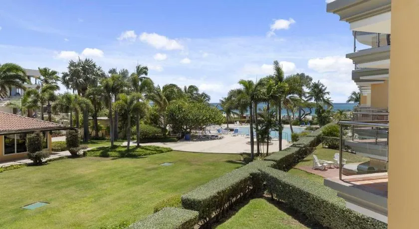 Beachfront - Superior View 3BR condo - E225 - Image 1