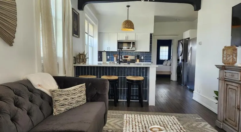 Seaside Suite- Cozy 1 BR by the Beach & Casinos - Image 1