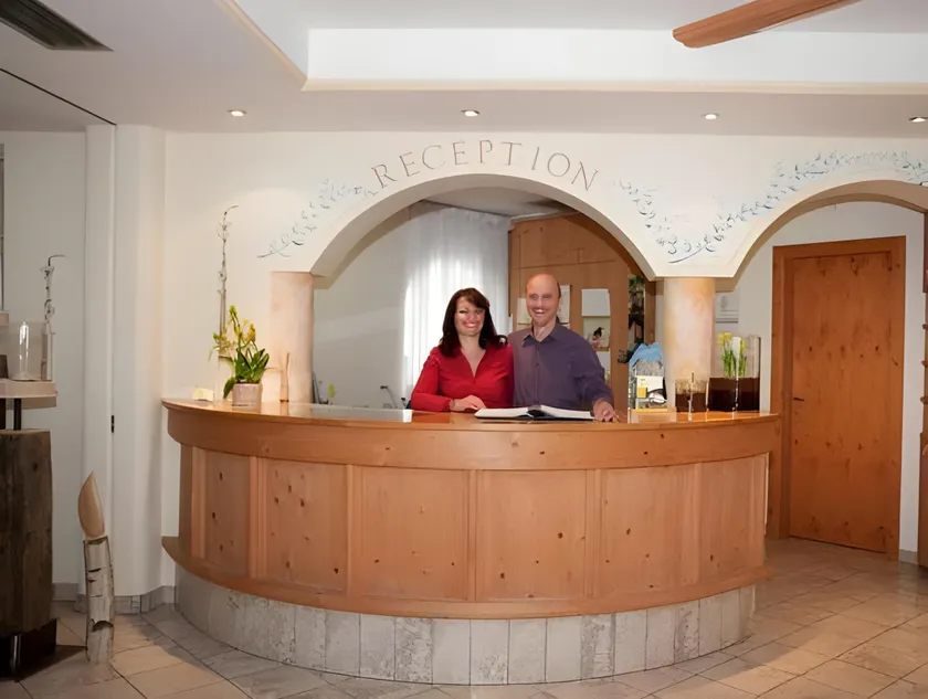 Saldur Small Active Hotel - Image 1