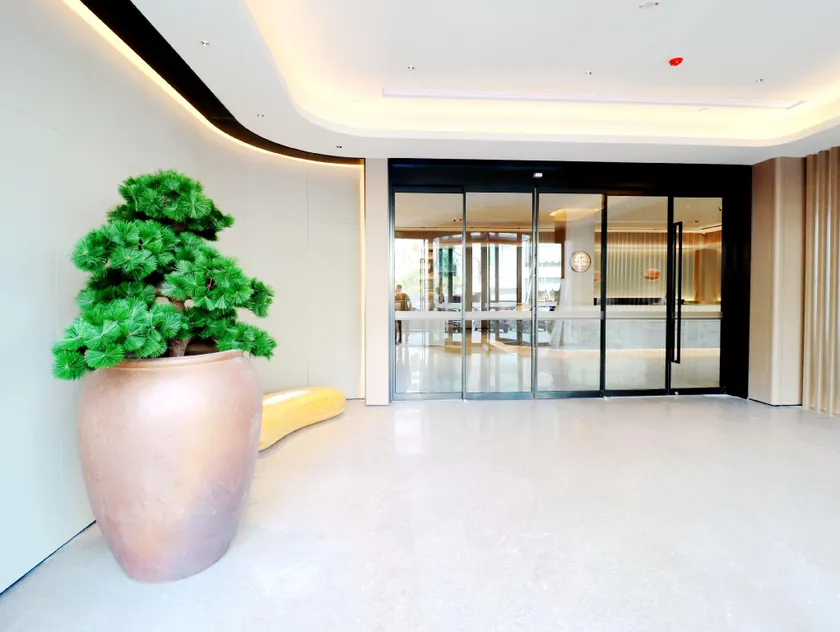 Ji Hotel Lüliang Century Plaza - Image 1