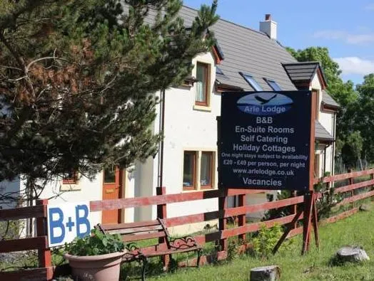 Arle Lodge - Image 1