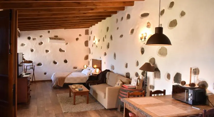 Finca Mariola - Alpendre - Image 1
