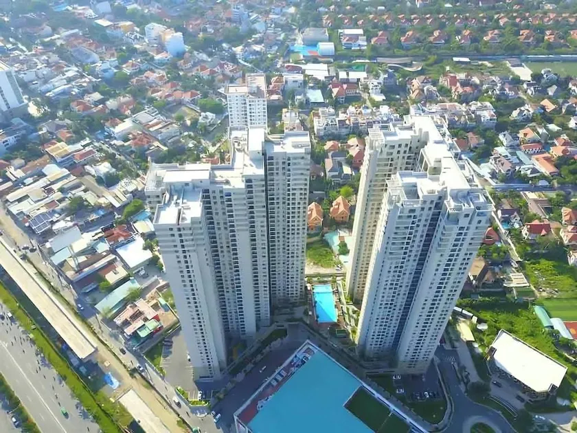 Masteri Luxury City Apartment - Image 1