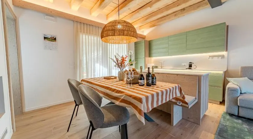 Divigna Hospitality - Prestige Vineyards Maison - Image 1