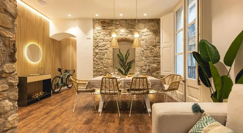 Bravissimo Ferreries, unique 3-bedroom apartment - Image 1