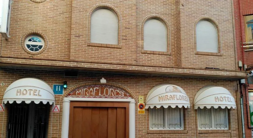 Hotel Miraflores - Image 1