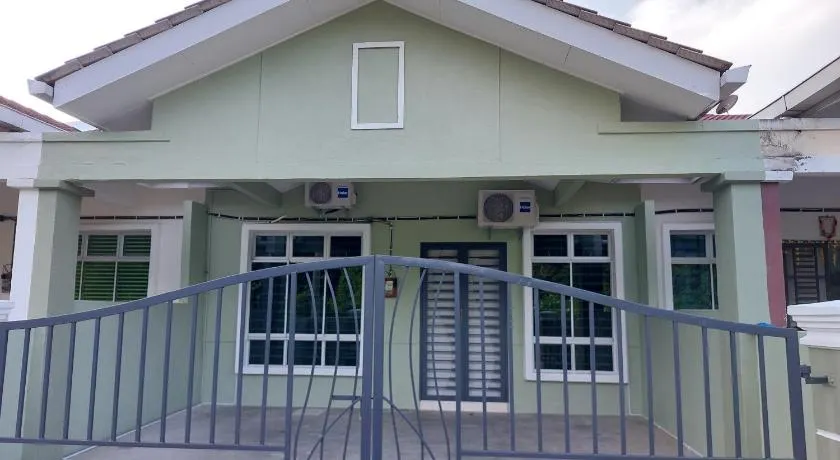 Sun Galaxy Homestay Jasin - Image 1