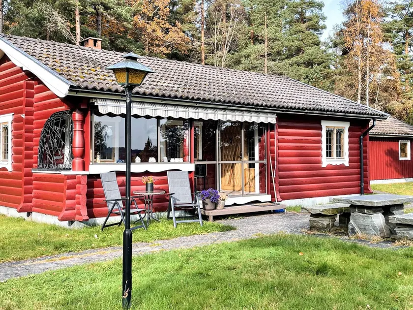 Peaceful Forest Cabin in Dalsland - Image 1