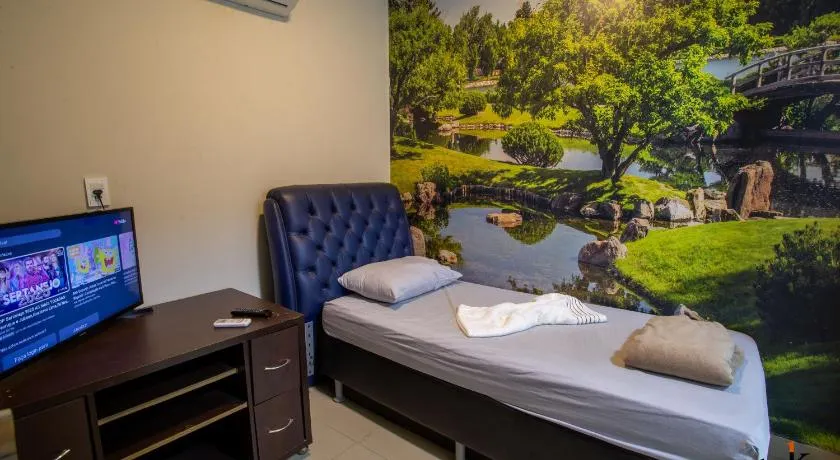 Hostel Central - Image 1