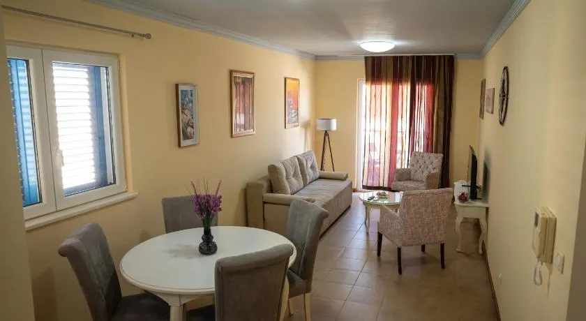 One Bedroom Apartment near Bečići Beach - Image 1