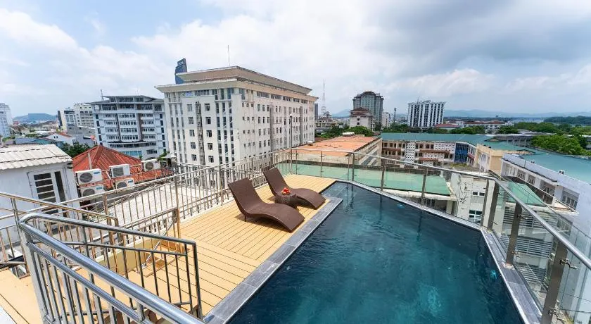 DRAGON HUE HOTEL - Image 1