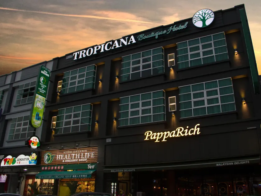 Tropicana Boutique Hotel - Image 1