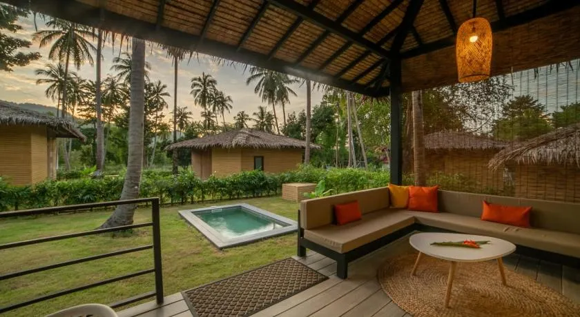 Suan Residence - Exotic and Contemporary Bungalows with Private Pool - Image 1
