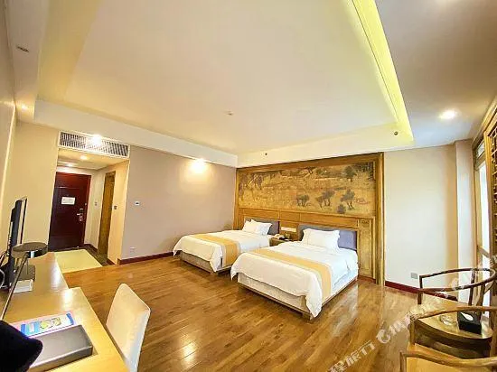 Huidu Hotel - Image 1