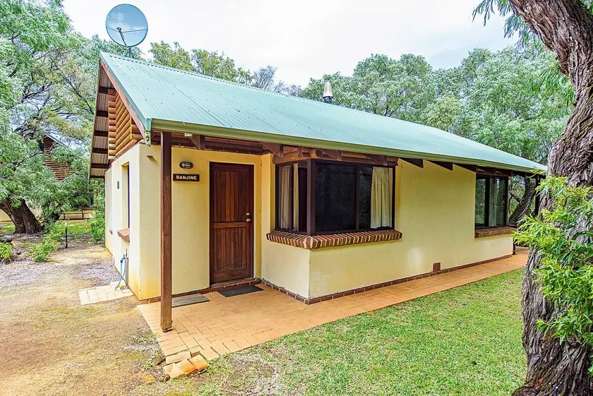Banjine - Cozy Fireplace Escape in Yallingup - Image 1