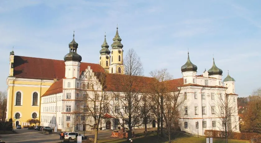 Jugendhaus St. Norbert - Image 1