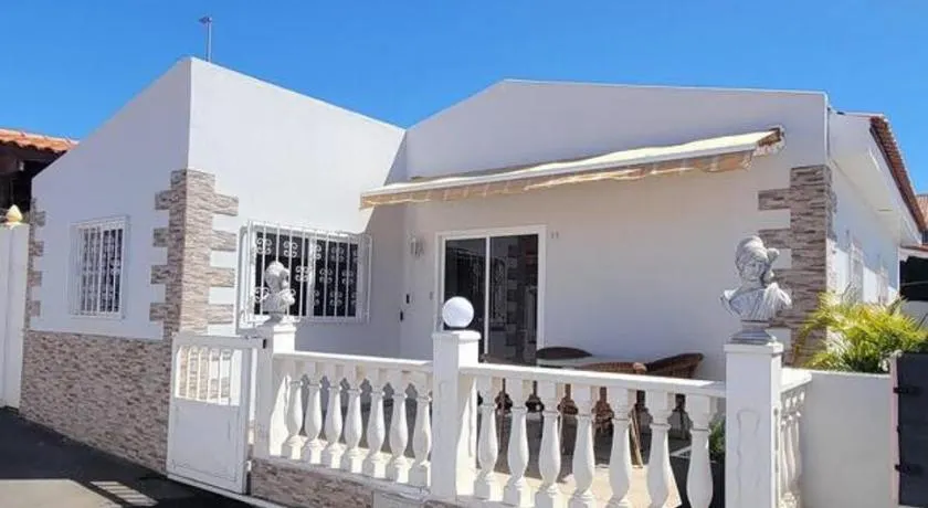 Relax, sol y tranquilidad en Tenerife Sur - Image 1