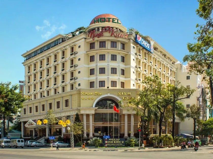 Ninh Kieu 2 Hotel - Image 1