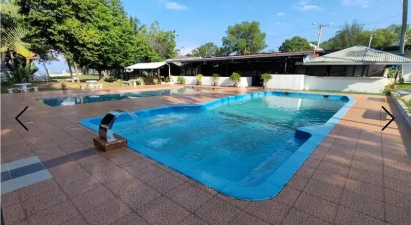 Kampung Beach Resort - Image 1