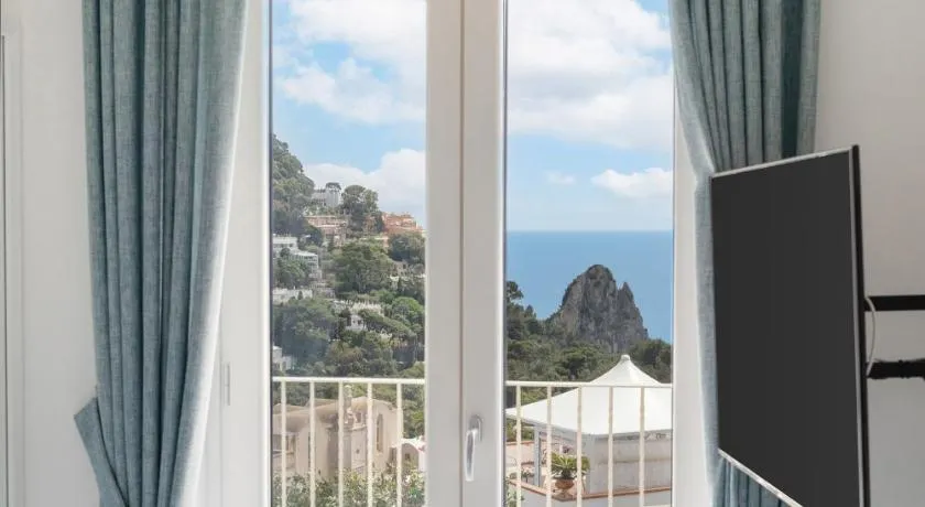 Casa Levante Luxury Apartments Capri - Image 1