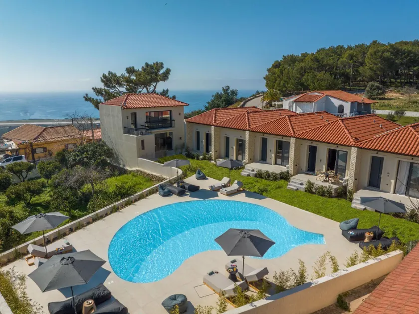Poesia Suites - Image 1