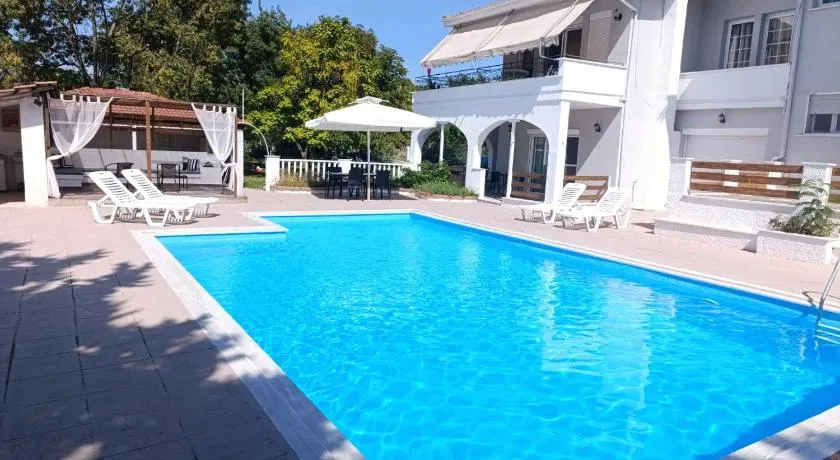 TERRA LUXURY HOME - Image 1