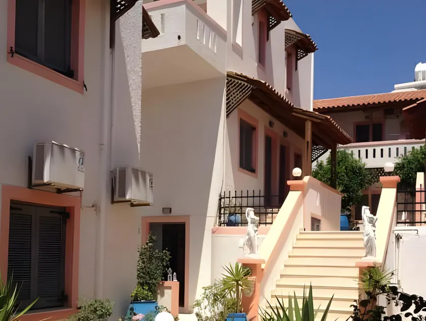 Palmira Apartments - Image 1