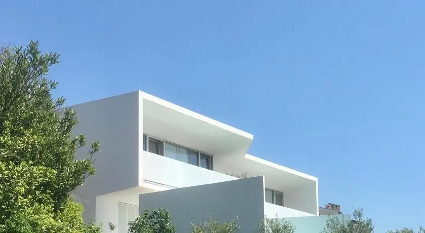 Vila Villaarh - Image 1