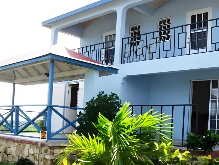 Ellen Bay Inn - Image 1